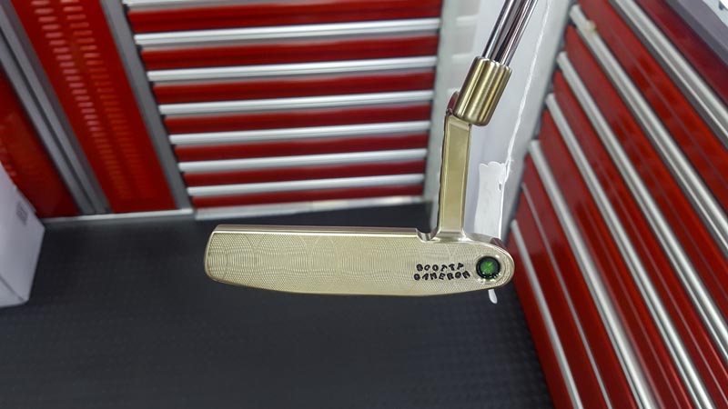 What a great look with that translucent emerald green paintfill!