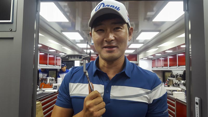 FLP B.J. Kim excited with his new 009M Tour gamer.