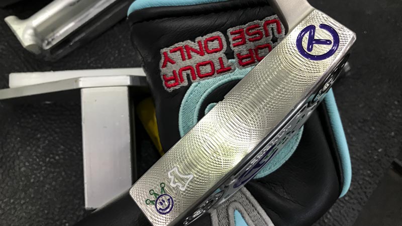 Fun hand-stamping on this GoLo M3 Circle T gamer.