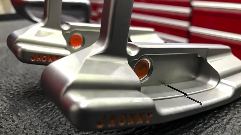 A pair of Newport 2 Timeless GSS Tour putters.