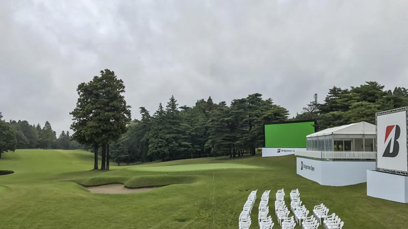 Pre-tournament scene at the Japan Golf Tour's Bridgestone Open.