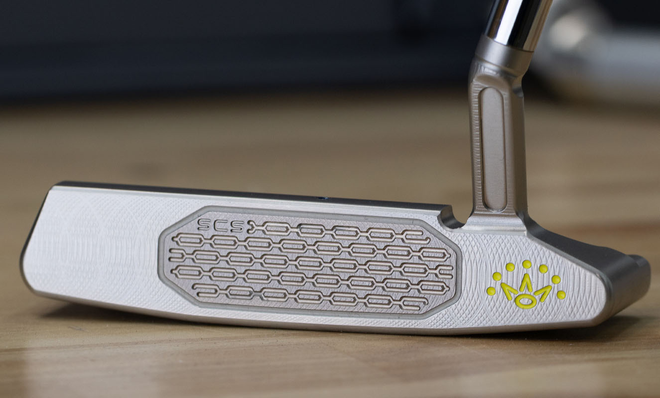 SPOTLIGHT December25 0001 1