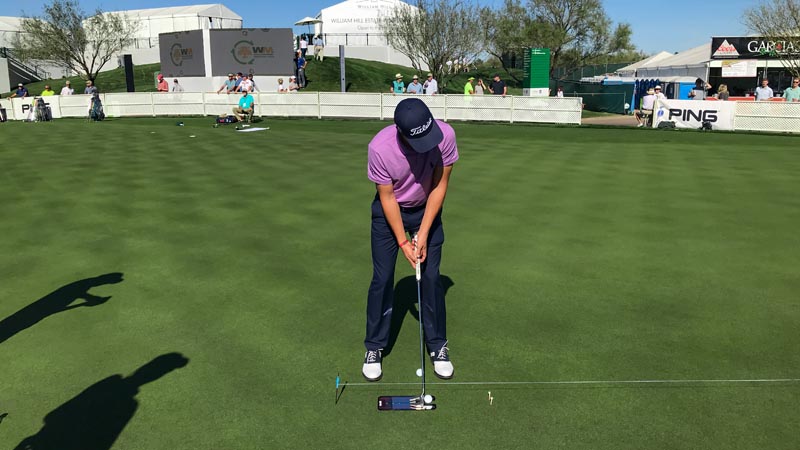 Justin Thomas practicing with his Futura X5.5 Prototype gamer.