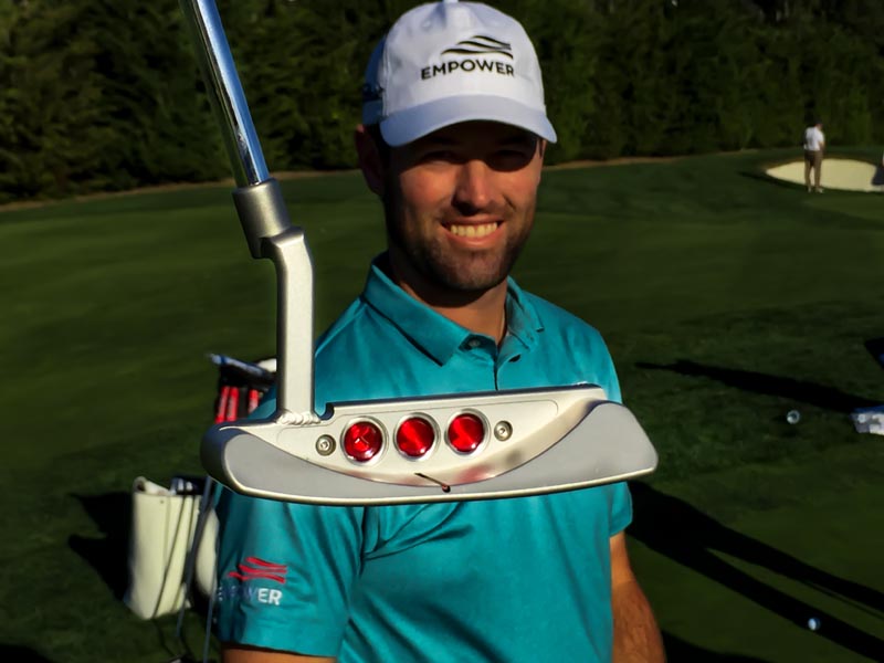 Robert Streb working with his new custom Laguna.