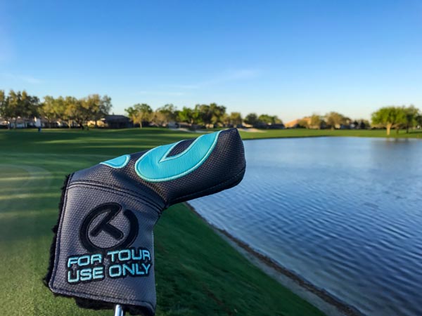 Circle T headcover in Scotty Blue.