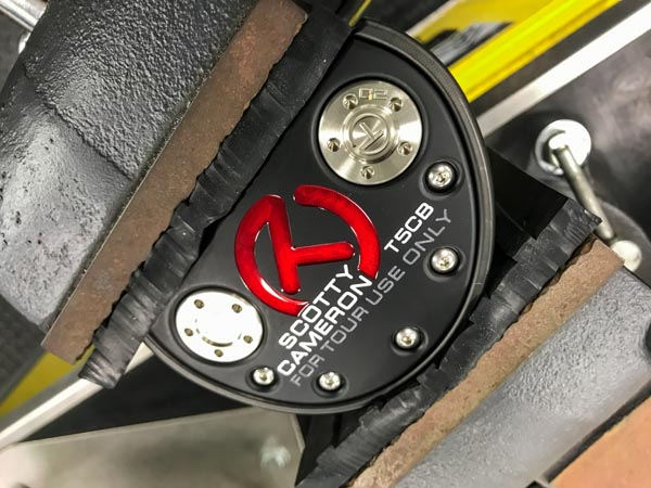 Adjusting a Futura T5CB in the TTSV.