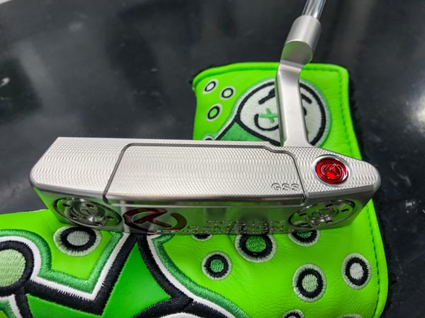 Up close on the GSS inlay of our 2018 Select Newport 2 (TN2).