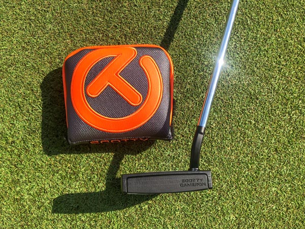 Pop color mid-square Circle T headcover.