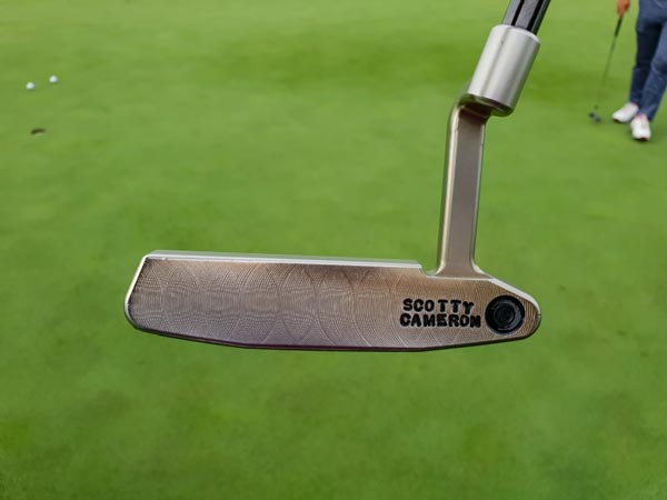 Newport 2 GSS in Chromatic Bronze