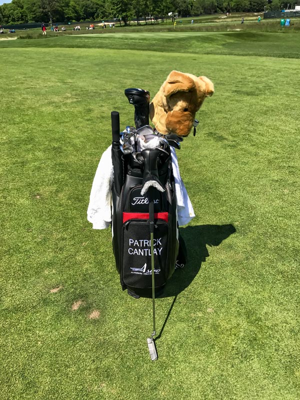 Patrick Cantlay's headcover (and putter) game is strong.
