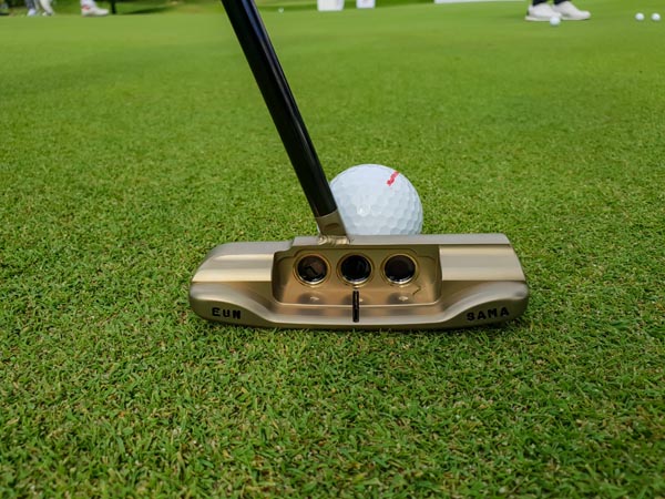 009M Center Shaft Prototype in Chromatic Bronze