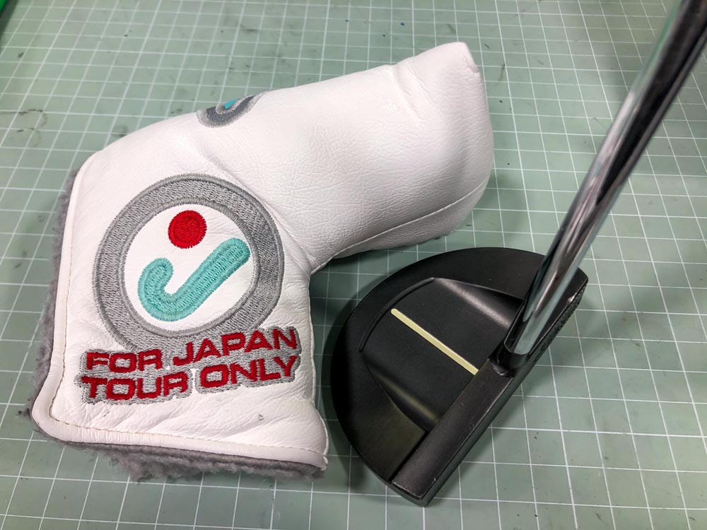 Select GoLo S Tour putter with FJTO custom headcover.