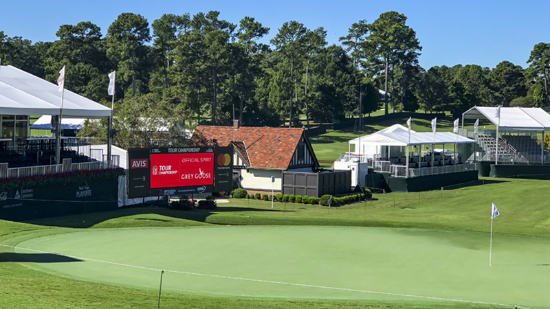 Eastlake GC before the galleries filled in.