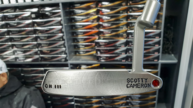 Pro V1s and putters.