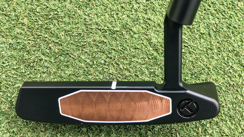 Circle T in black stamped on the Tour T22.