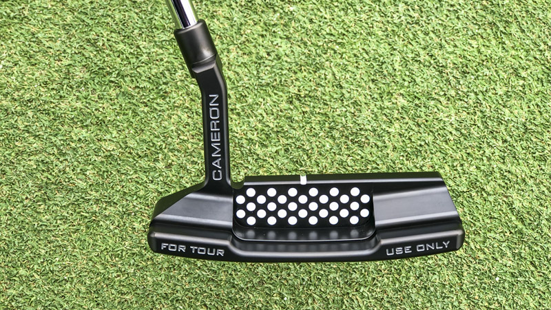 Vertical Cameron stamp on the Tour T22.