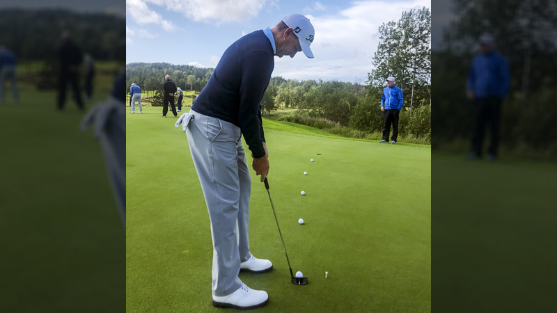 Sam Brazel with a Tour Only Del Mar on the practice green at the Scandinavian Invitation.