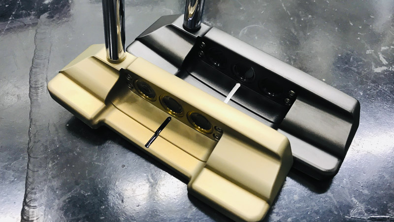 Newport 2 Notchback Tour putters
