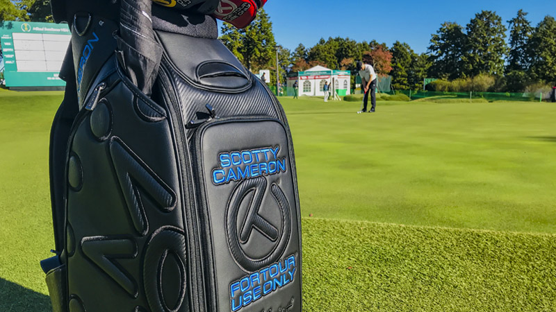 Circle T staff bag on the edge of the green.
