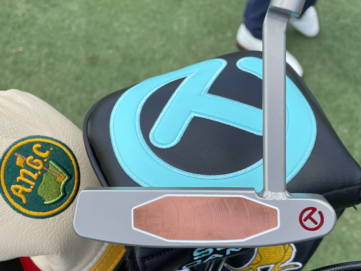 Adam Scott's T22 with welded longneck