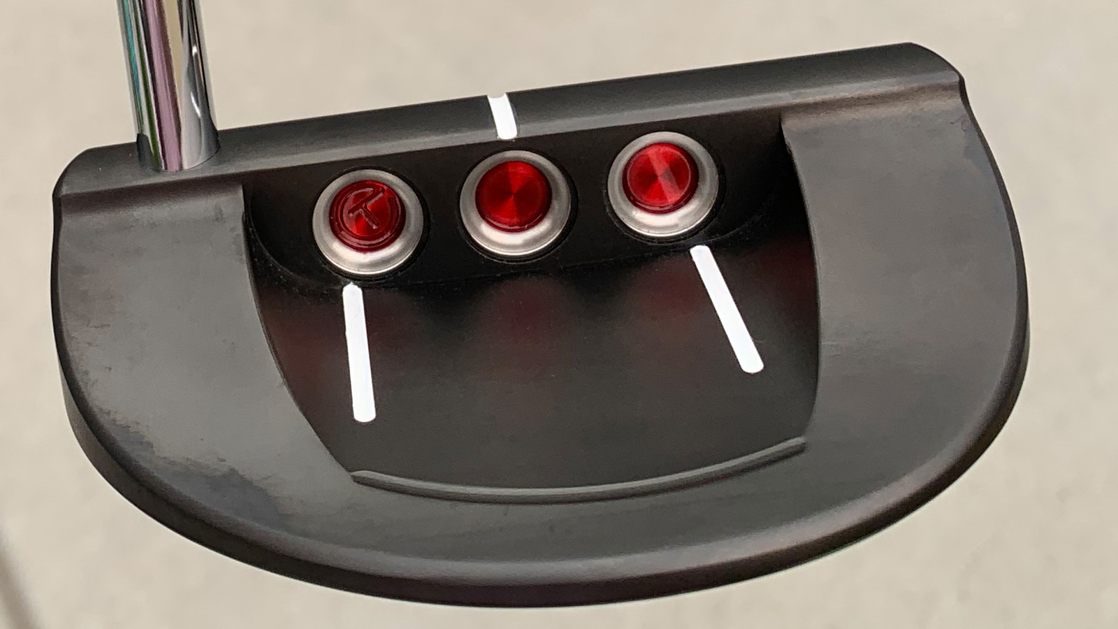 Cameron Young's GOLO N7 with long knuckle neck