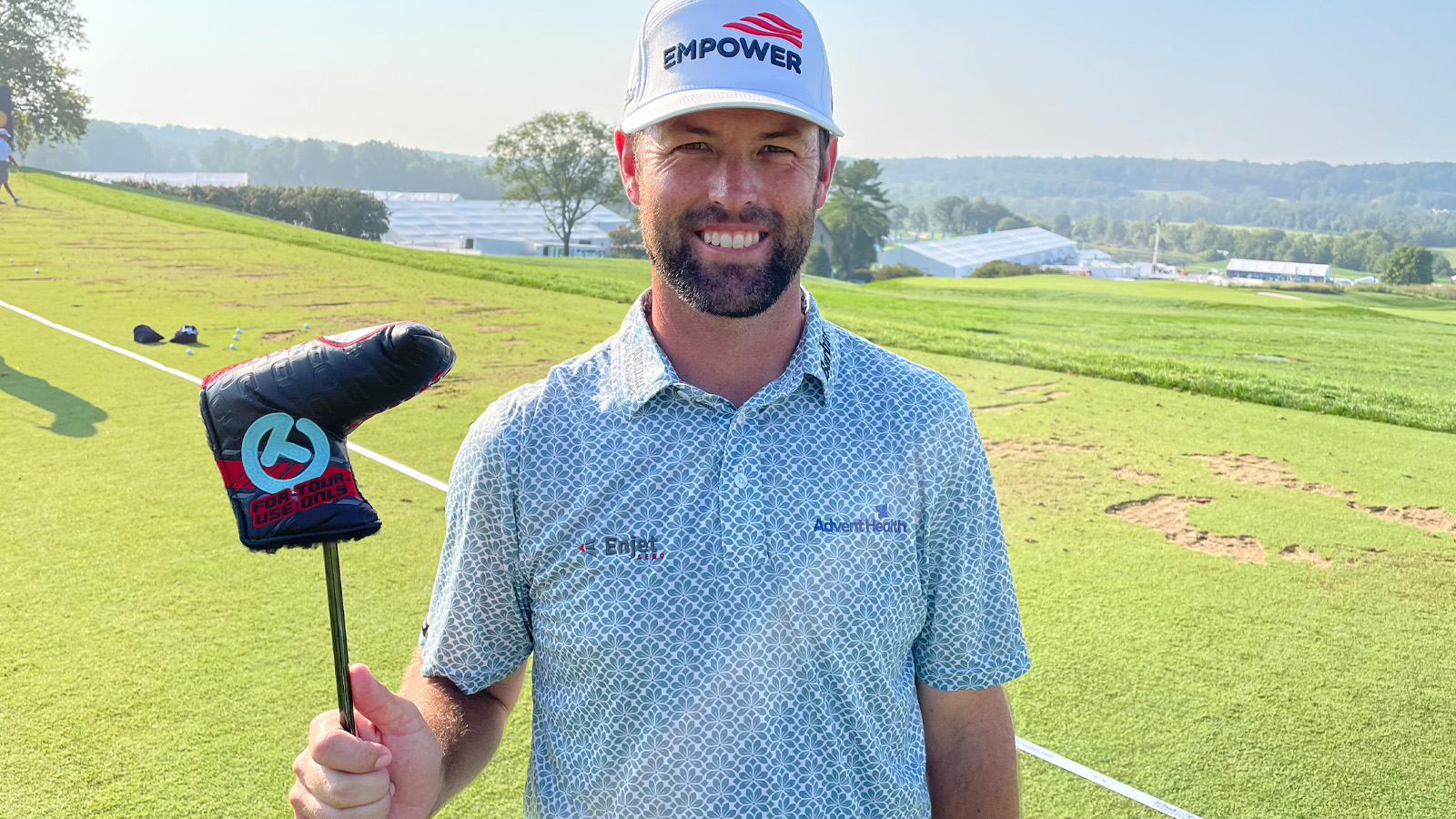 Robert Streb with his Circle T Johnny Racer headcover