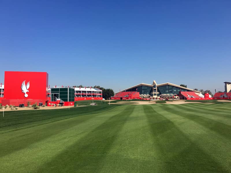 Situated majestically overlooking the golf course is the iconic, Falcon Clubhouse.