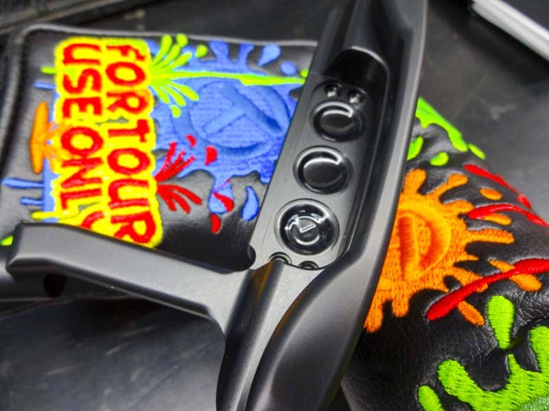 This color contrast is the exact reason Scotty makes such vibrantly colored headcovers.
