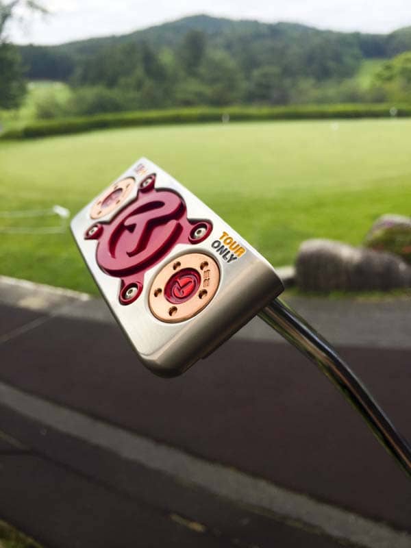 Tour Only Select Squareback with 25-gram copper-tungsten sole weights.