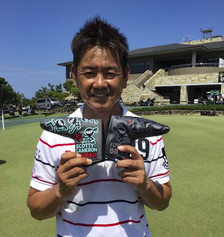 Bikke Fujita with his custom headcovers.