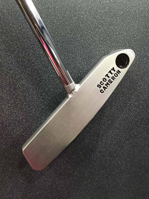 Up close with the welded spud that gives this prototype its center shaft setup.