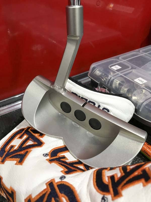 Jason Dufner's Circa '62 No. 6 GSS welded mid-slant prototype.