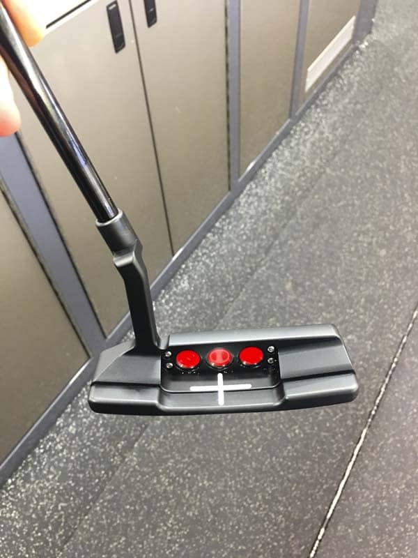 Modified Select Newport 2 in Tour Black with custom sight line.