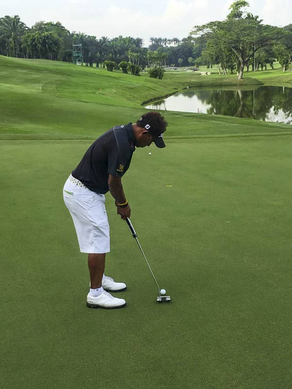 Titleist Brand Ambassador Thongchai Jaidee with a new (Futura) T6M.