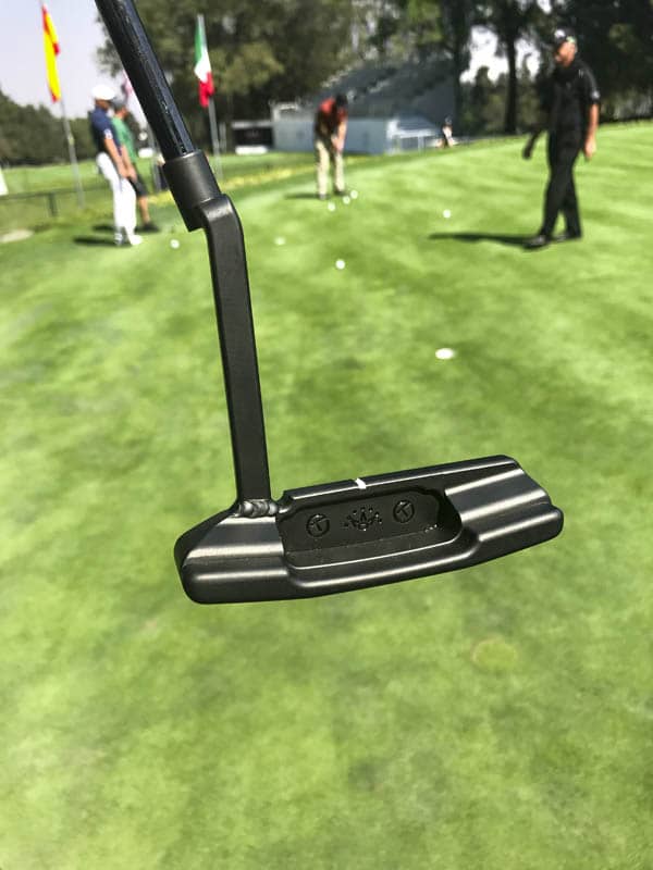 Newport 2 GSS Tour putter with a welded long neck.