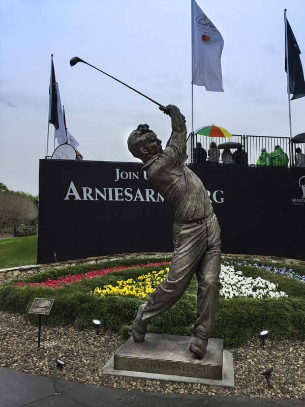 The King's classic swing.